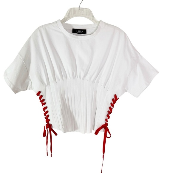 Akira Read My Thoughts Lace Up Detail T Shirt White size M NWT - Picture 5 of 12